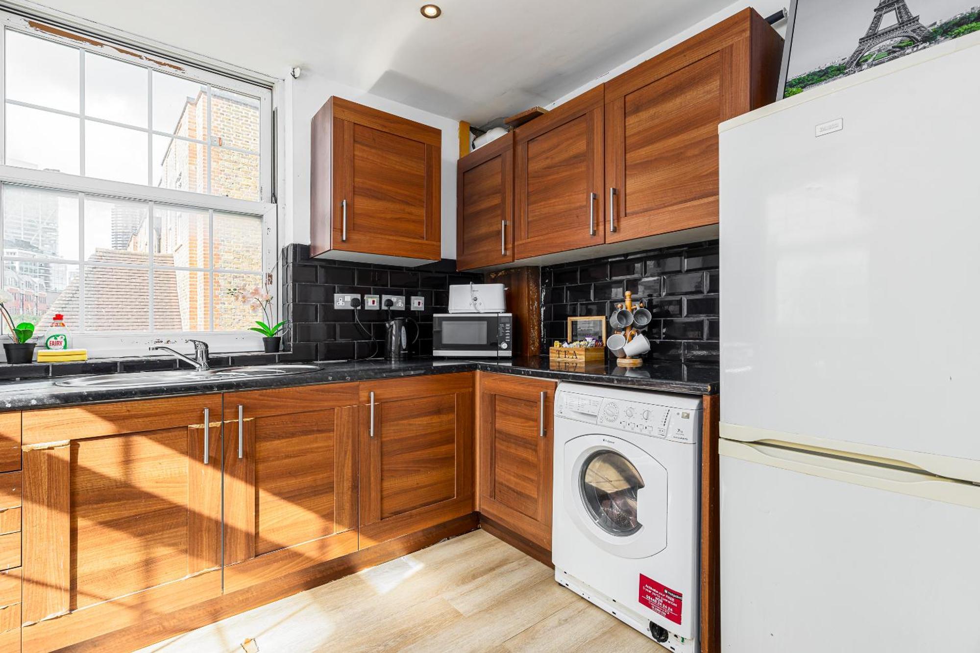 Aldgate Flats Apartment London Exterior photo