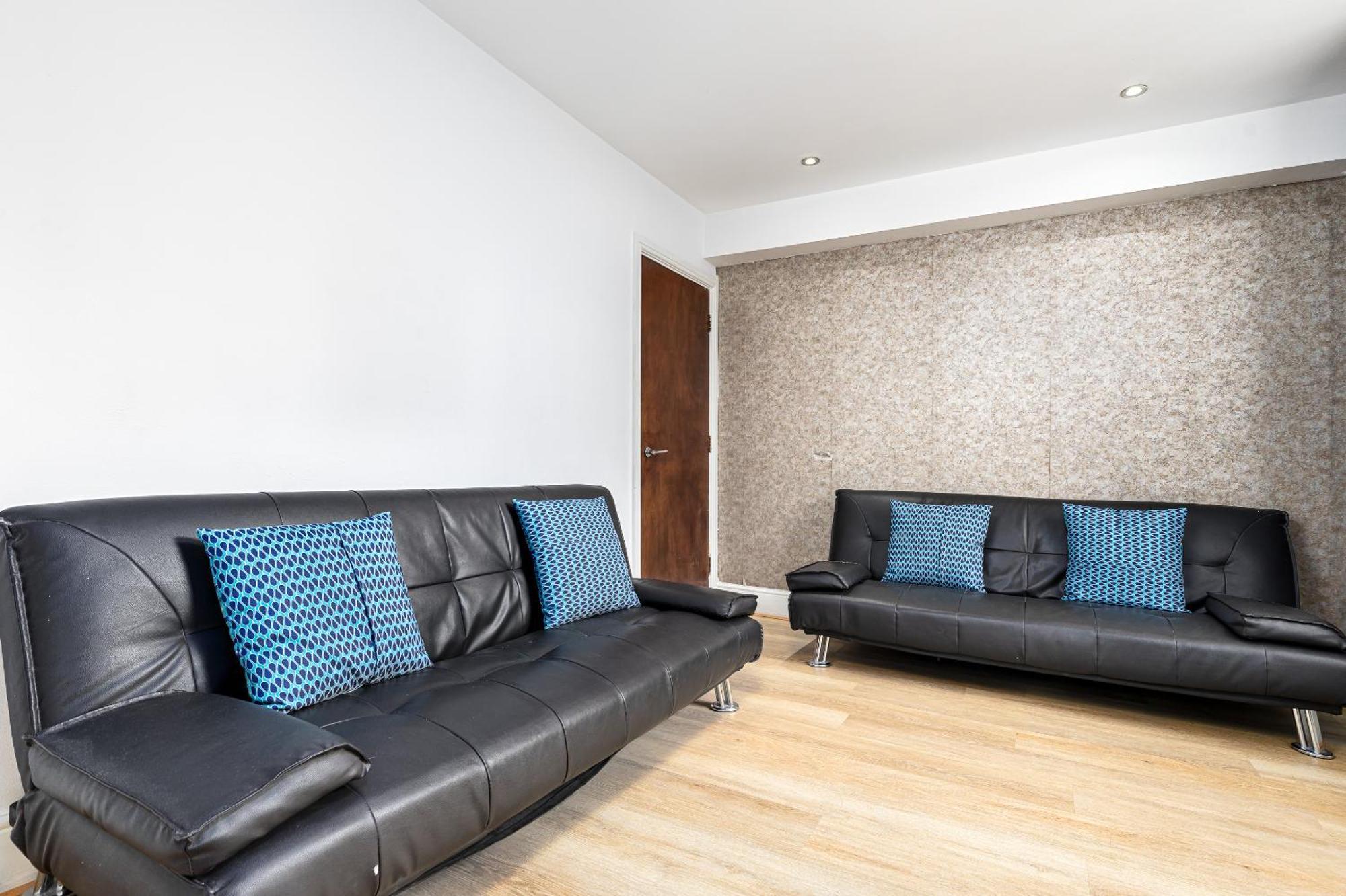Aldgate Flats Apartment London Exterior photo