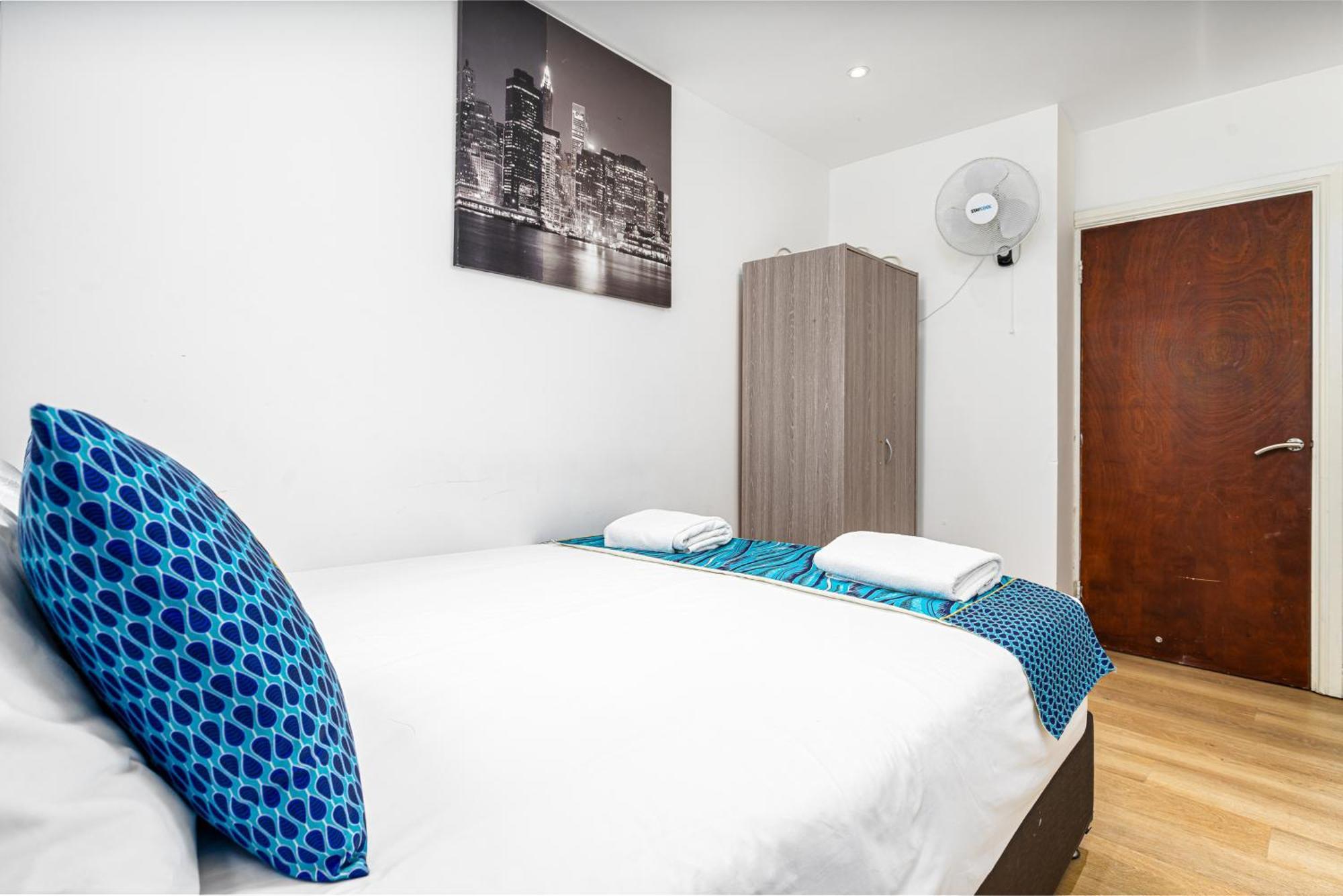 Aldgate Flats Apartment London Exterior photo