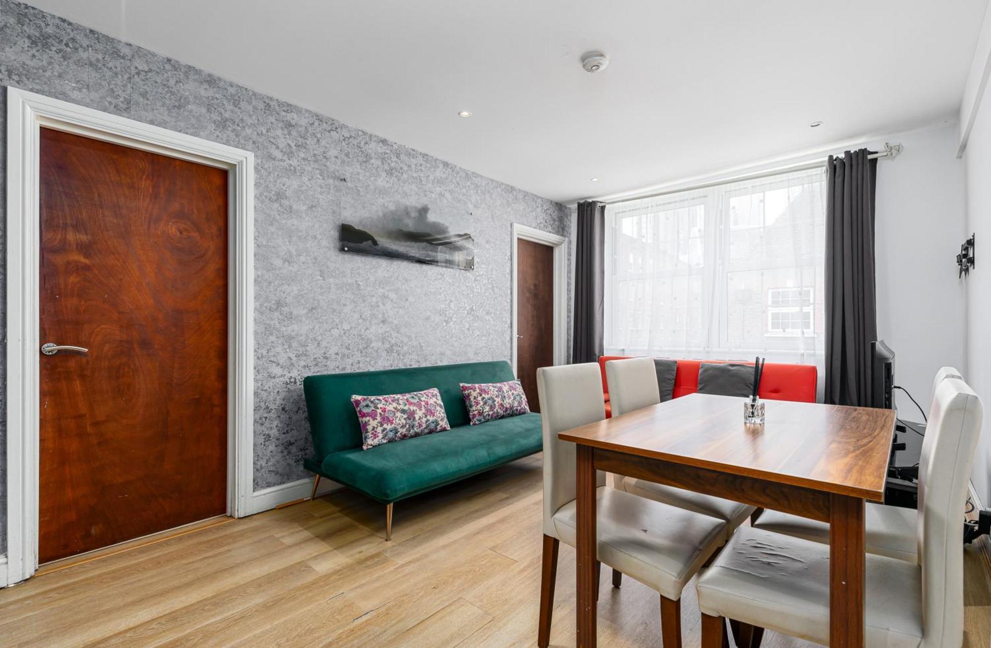 Aldgate Flats Apartment London Exterior photo